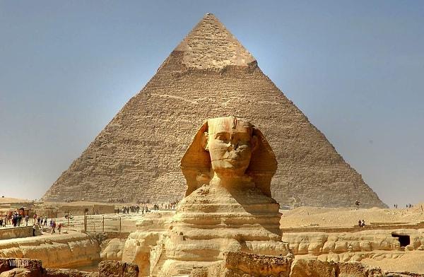 14. "Mısır ve Fas'a gittiğimde harika güzellikler gördüm ancak bir kadın turist olarak çok fazla hırsızla, dolandırıcıyla karşılaştım."