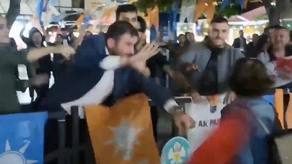 Millet İttifakı'nın cumhurbaşkanı adayı Kemal Kılıçdaroğlu'nun Cumhuriyet Meydanı'nda gerçekleştirdiği büyük Manisa Mitingi'nin ardından alandan ayrılan CHP'li vatandaşlar AK Parti'nin seçim standının önünden geçerken sözlü saldırıya uğramıştı.