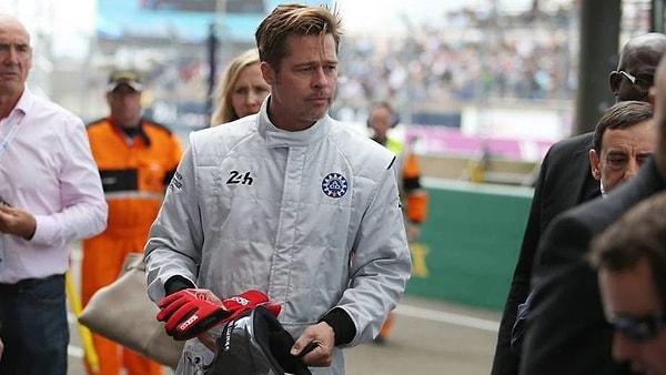 Joseph Kosinski yönetmenliğinde çekilecek Formula 1 filminde Pitt, emekli olan ancak tekrardan yarışlara geri dönen eski F1 sürücünün hayatını canlandıracak.