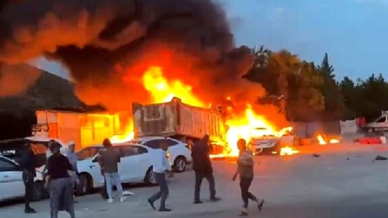 Hatay'da Kontrolünden Çıkan Kamyon Asker Uğurlayan Kalabalığa Daldı: 12 Ölü 31 Yaralı