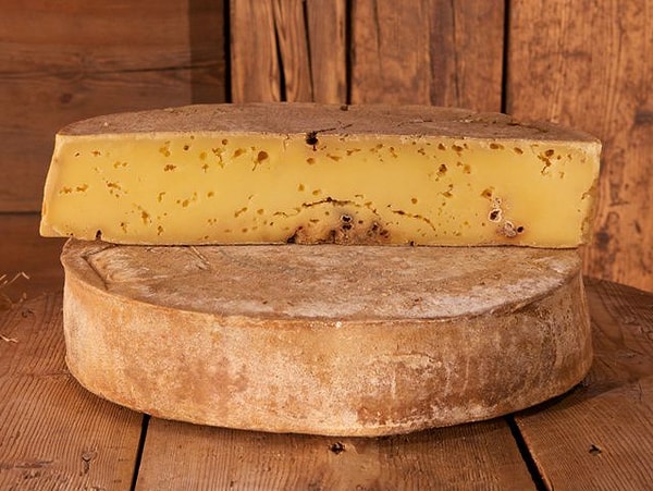 6. Montebore (Монтеборе) – самый редкий сыр в мир