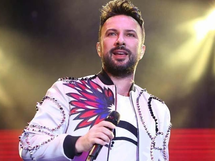 The Top 10 Turkish Pop Stars You Need to Know About - Onedio