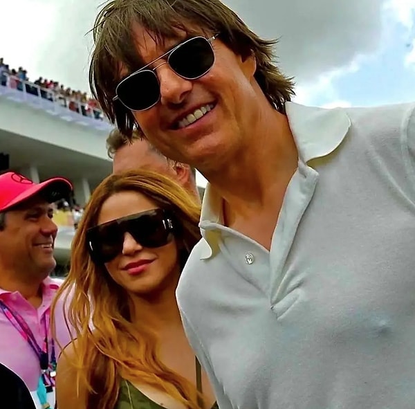 На фоне этого СМИ заявили, что актер и певица закрутили роман. Однако так ли это - пока что остается загадкой.