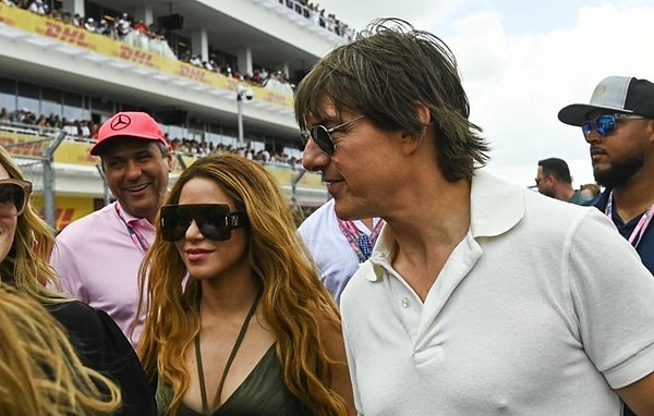 Конечно, пока нет никакой определенности, поэтому не удивляйтесь, если завтра или послезавтра один из них опровергнет эти слухи. Но ранее появлялись заявления о том, что у Шакиры есть загадочный любовник в Америке, поэтому СМИ решили, что им вполне может оказаться красавчик Том.