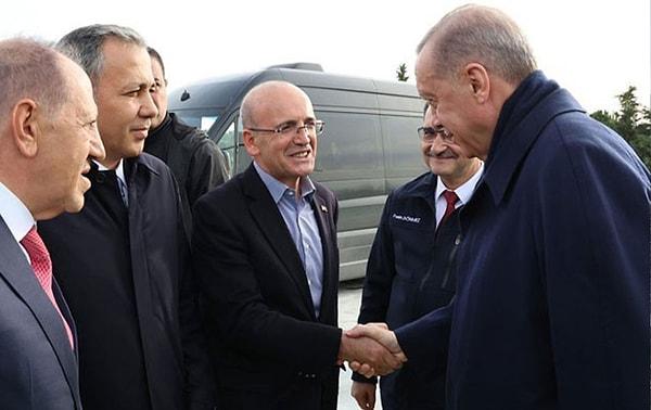 Cumhurbaşkanı Erdoğan’ın son zamanlarda Mehmet Şimşek ile bir araya gelmesi siyaset kulislerini hareketlendirmişti.