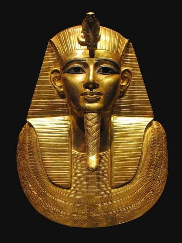 Akrep Kral, Nil vadisinin her iki tarafında yaşayan bir Afrika halkının üyesiydi.