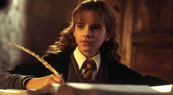 Başarılı ve güzeller güzeli aktris Emma Watson'ı tanımayan yoktur... Kendisi hayatımıza 'Harry Potter' serisinde canlandırdığı 'Hermione Granger' karakteriyle hayatımıza girdi.