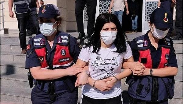 Esra Taş ve sevgilisi Abdullah Başdemir ile cinayeti işlediği öne sürülen Ertuğrul Çelik 2'şer kez müebbet hapis cezasına çarptırıldı.