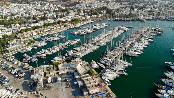 9.	Bodrum Marina