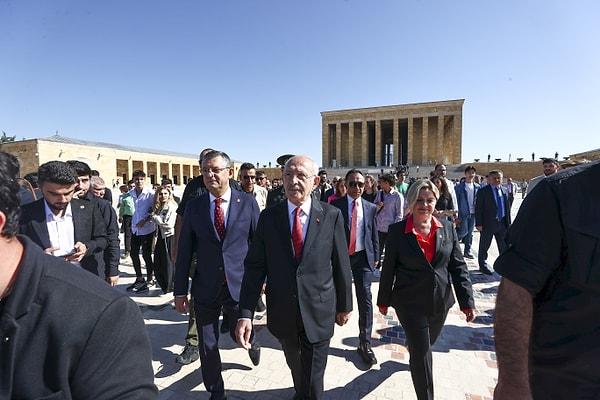 Kılıçdaroğlu’nun seçim programı da saat 14:00’te gerçekleşecek Anıtkabir ziyaretinin ardından son bulacak.