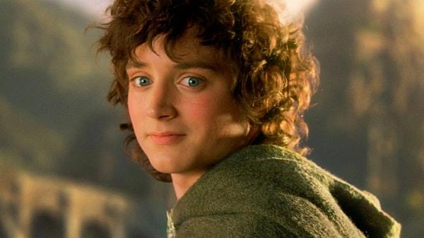 Amerikalı oyuncu Elijah Wood'u en çok da Frodo rolü ile tanıyoruz.