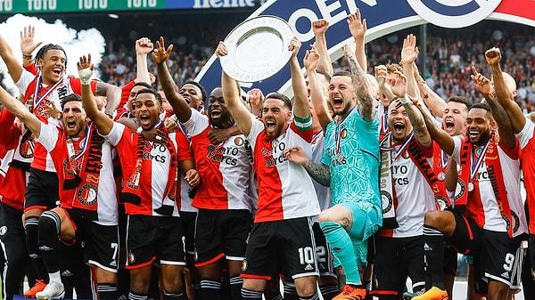 Feyenoord, Go Ahead Eagles'ı 3-0'lık skorla mağlup ederek şampiyonluğa ulaştı.
