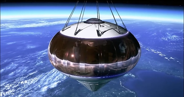Poynter, Neptün'ün SpaceBalloon'a bağlı kalmasının uzaydaki diğer seyahatlerden çok önemli bir fark olduğunu belirtti.