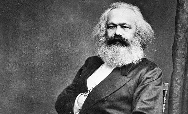 8. В каком городе похоронен Карл Маркс?