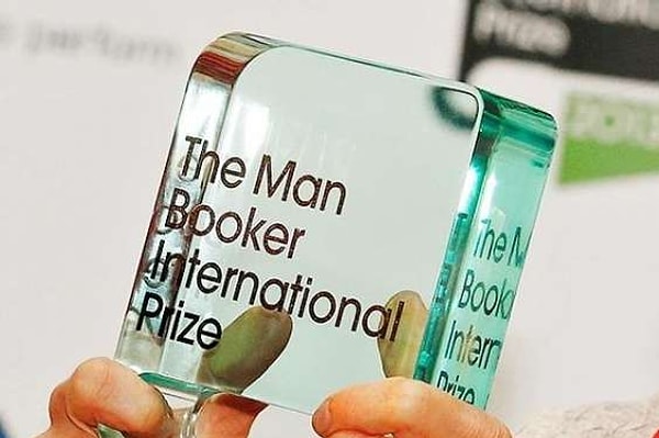 9. Знаете ли вы, кому присуждают Букеровскую премию?