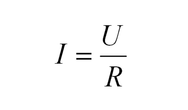 1. Именем какого физика назван закон, описываемый формулой I=U/R?