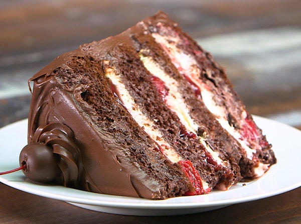 6. «Шварцвальд» — это торт родом из какой страны?