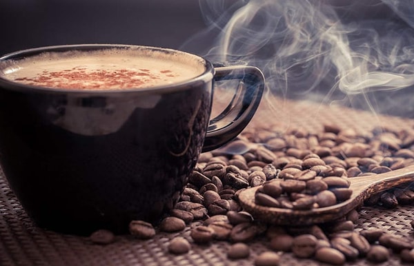 5. Вы оживляетесь от одного только аромата кофе.