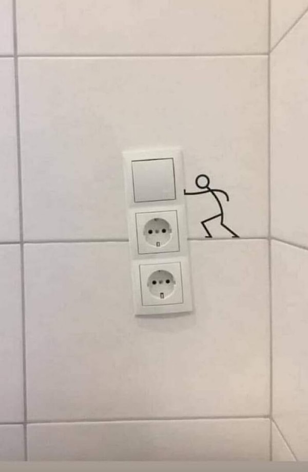 33. Наклейка спасла дело