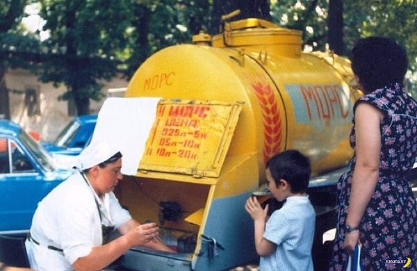 6. Помните, сколько стоил большой стакан кваса в СССР?