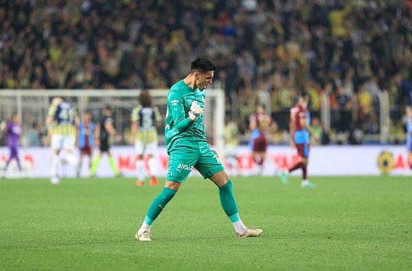 Fenerbahçe kalecisi İrfan Can Eğribayat kurtarışlarıyla damga vururken 80. dakikada Trezeget'in penaltı vuruşunda kalesini koruyamadı. Maç Fenerbahçe lehine 3-1 sona erdi.