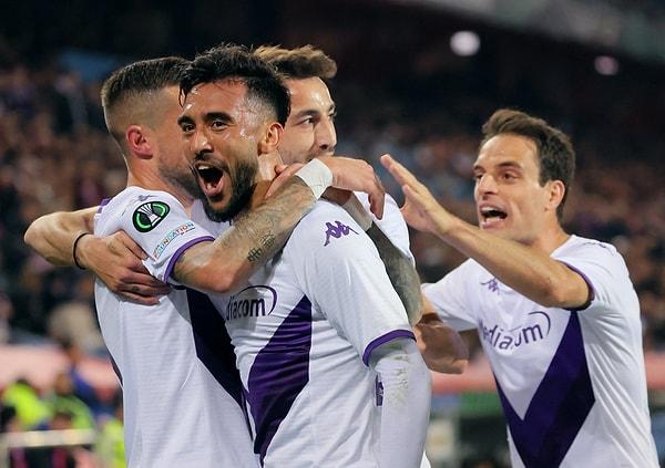 Basel'in deplasmanda Fiorentina'yı 2-1 yendiği maçın rövanşında ise bir sürpriz daha yaşandı. Fiorentina rövanşı aynı skorla kazanarak maçı uzatmaya götürdü. Fiorentina uzatmalarda attığı golle finale adını yazdırmayı başardı.