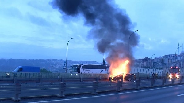 Yaralanan otomobil sürücüsü, hastaneye kaldırıldı