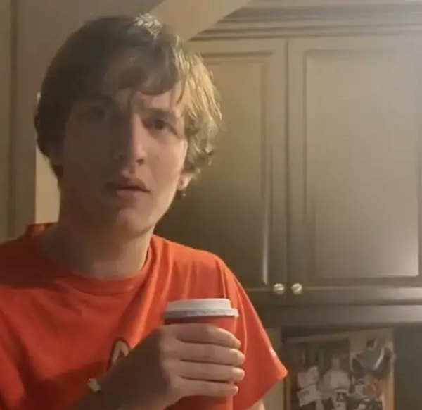 Информация настолько пугающая, что люди стали записывать реакцию тех, кто узнает об оригинальном предназначении цепной пилы, и выкладывать видео в TikTok