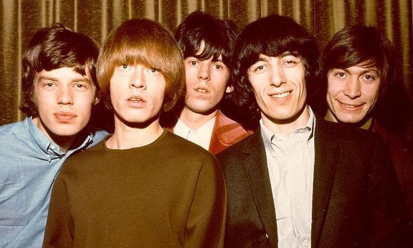 3. Kendileriyle özdeşleşmiş bir logoları olan The Rolling Stones kaç yılında inşa edilmeye başlandı?