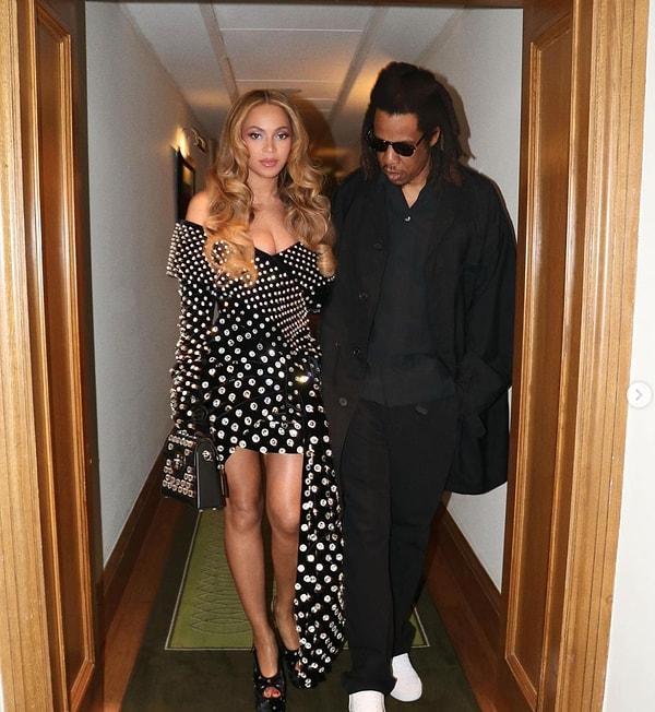 12. Beyoncé ve Jay-Z'den çift pozları!