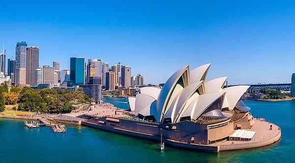 4. Sydney Operası – Sydney, Avustralya