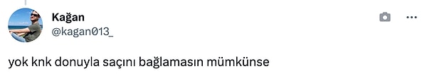 İç çamaşırıyla saçını bağlaması da apayrı bir eleştiri konusu oldu zaten.