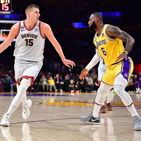 Lakers’ta 48 dakika parkede kalan LeBron James’in 40 sayı, 10 ribaunt, 9 asistlik performansı galibiyete yetmedi.