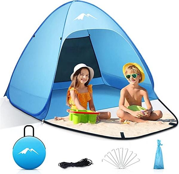 11. Çocuklarınız sahilde de rahat etsin diye UV korumalı bir plaj çadırı.