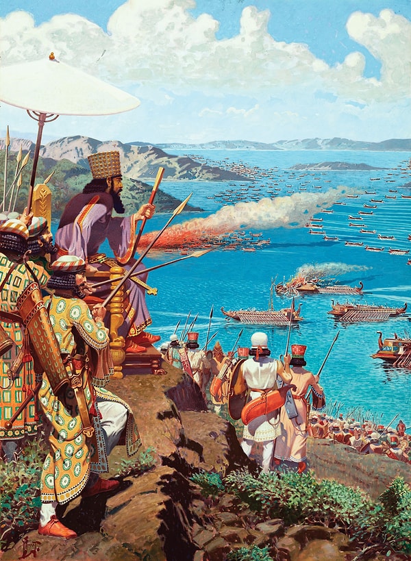 Pers donanması, M.Ö. 27 Eylül 480 gecesi Salamis koyuna girdiğinde Perslerin altı yüz, Yunanların üç yüz gemisi vardı.