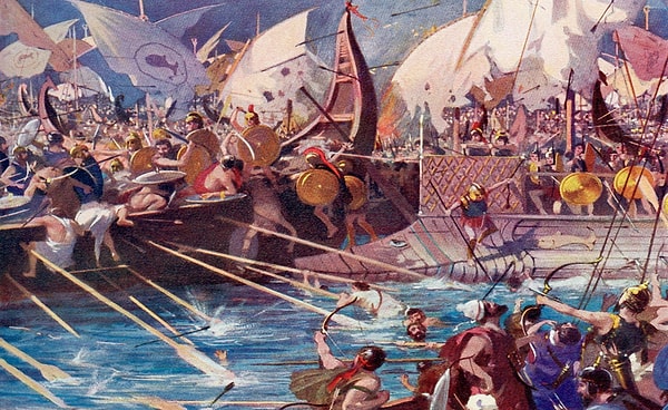 Ertesi gün 28 Eylül'de başlayan Salamis Deniz Savaşı'nda Yunanlar başlangıçta üstün durumdaydılar.