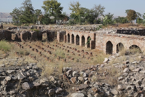 Roman Bath (Roma Hamamı):