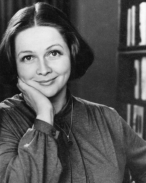 9. Наталья Гундарева.