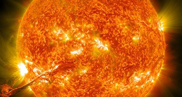Araştırmacıların güneş yüzeyinde meydana gelen süreçleri anlamak için yüzeyi en ince ayrıntısına kadar analiz etmek için çektikleri bu görüntüler kısa zamanda viral oldu.