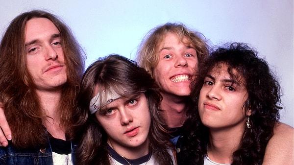 Lars Ulrich ve Kirk Hammett tarafından kurulan Metallica'ya 1982 yılında katılmıştır.