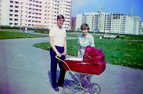 10. Строительство домов на проспекте Луначарского.