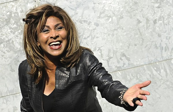 По ее собственным словам, Тина, будучи буддисткой, не боялась смерти