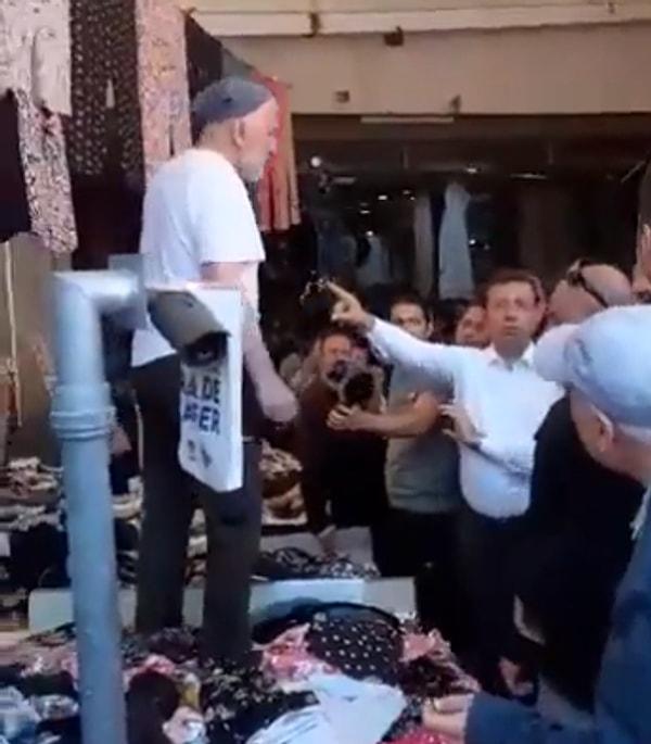 28 Mayıs’ta gerçekleştirilecek seçimler öncesinde çalışmalarına İstanbul’da devam eden Ekrem İmamoğlu, bugün Bayrampaşa’daki bir pazarı ziyaret etti.