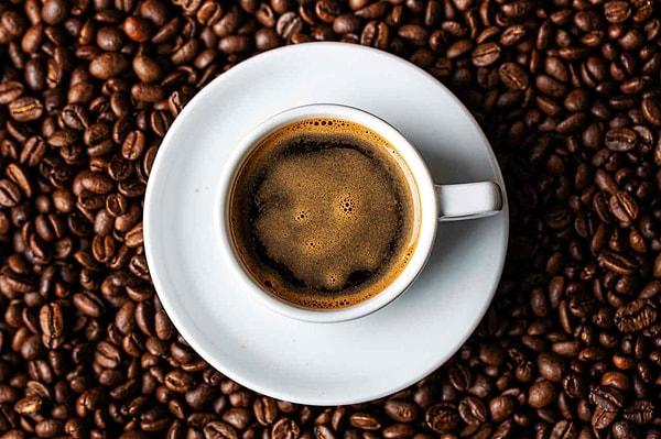 Sonuç olarak, tereyağlı kahve veya kurşun geçirmez kahve olarak da bilinen kahveye tereyağı ekleme uygulaması kilo vermeye yardımcı bir unsurdur.