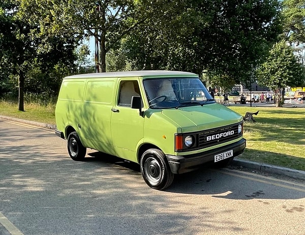 6. Bedford CF — принц Филипп