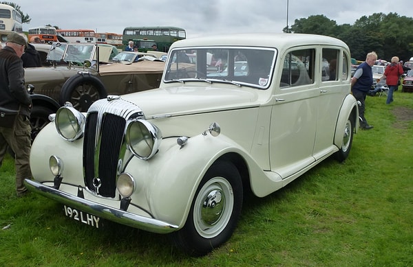 7. Daimler DE27 — Мария I