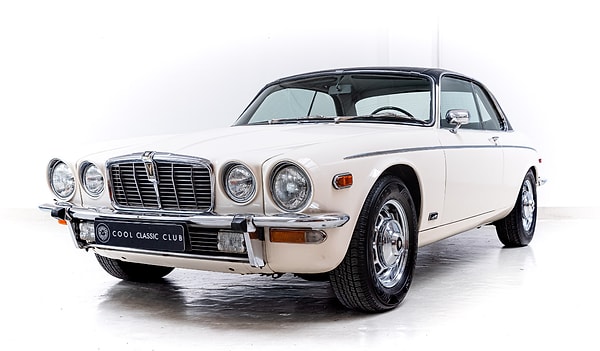 14. Jaguar XJ12 — Елизавета