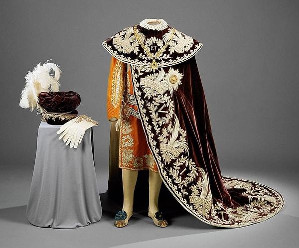 6. Avusturya Demir Taç Nişanı 1. sınıf şövalye kıyafeti, 1815-16 yıllarından.