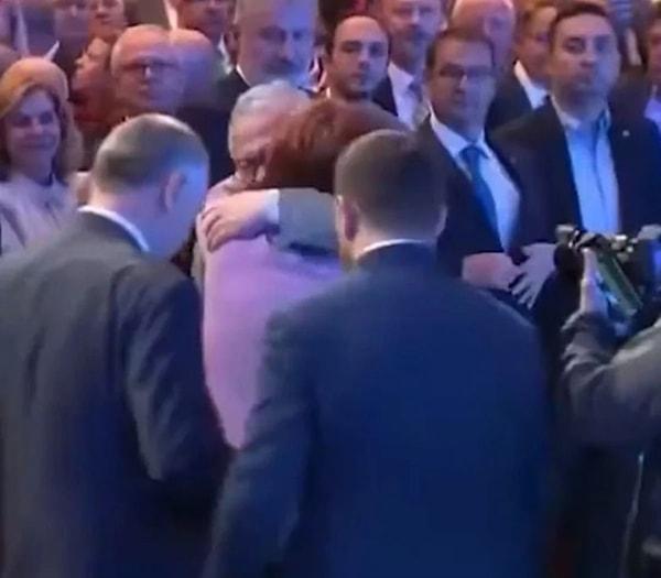 Akşener'in konuşmasından sonra Rumeli Türkü olan Celal Şengör gözyaşlarını tutamadı. Şengör'ün, Akşener'e sarılıp ağladığı görüldü.