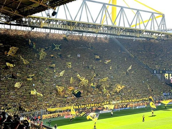Borussia Dortmund'un son maçta şampiyonluğu kaptırması ise büyük bir hayal kırıklığına yol açtı...